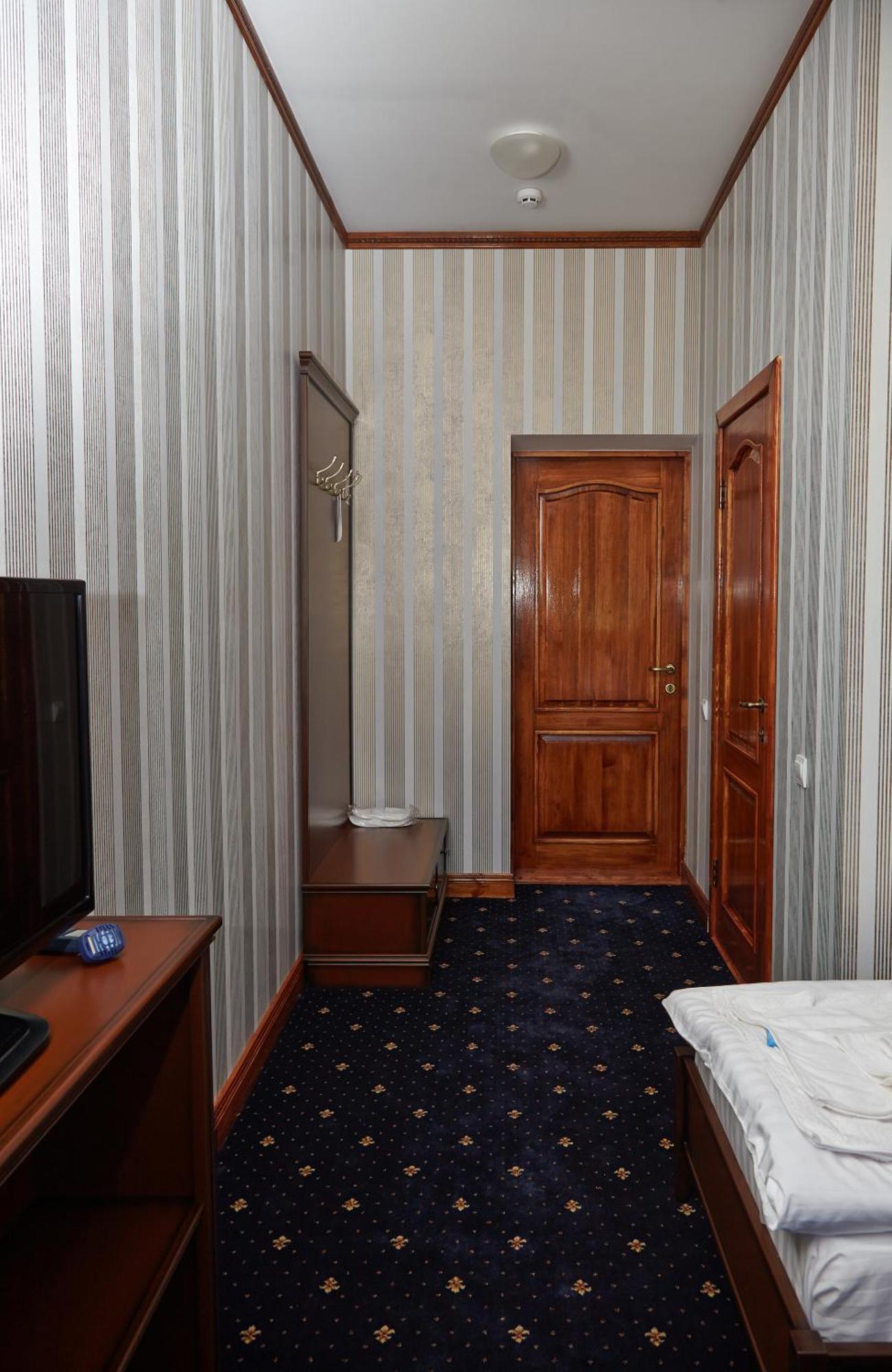 Carivka Hotel Phòng bức ảnh